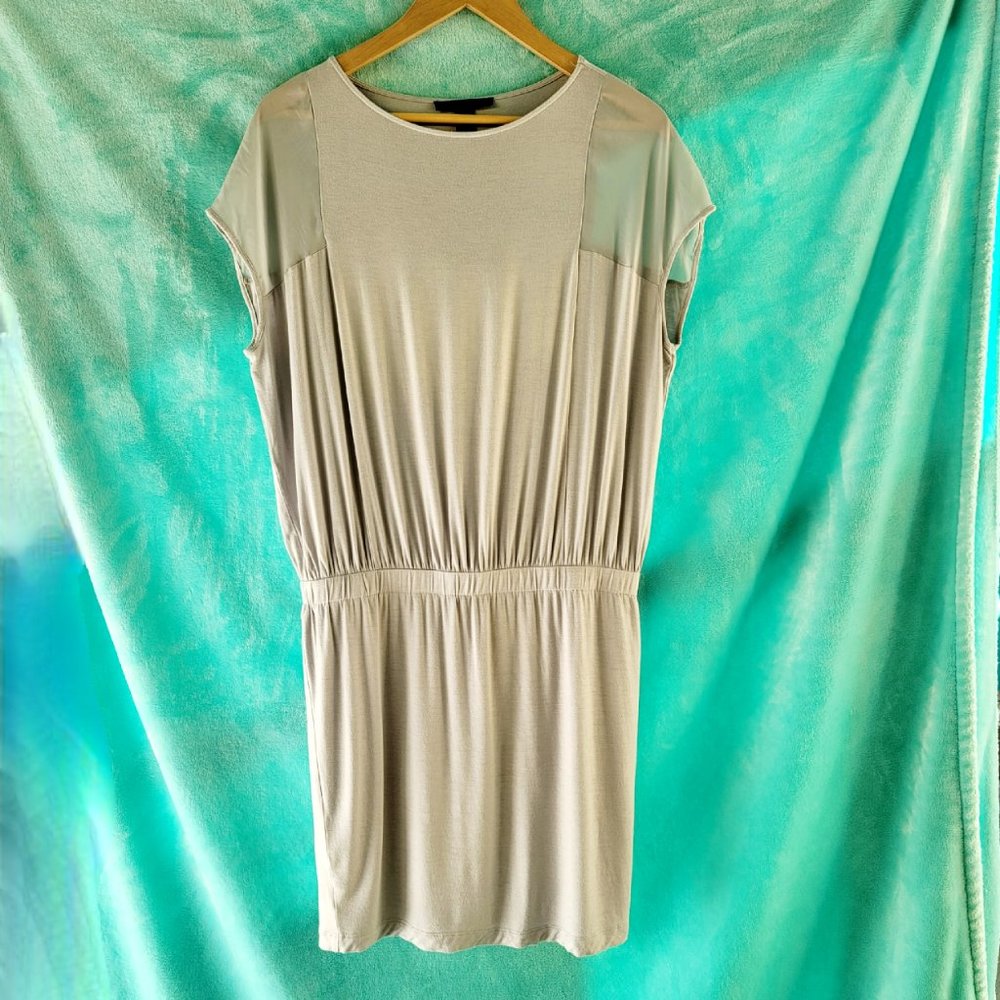 Beautiful Kenneth Cole gray t-shirt dress size S/M